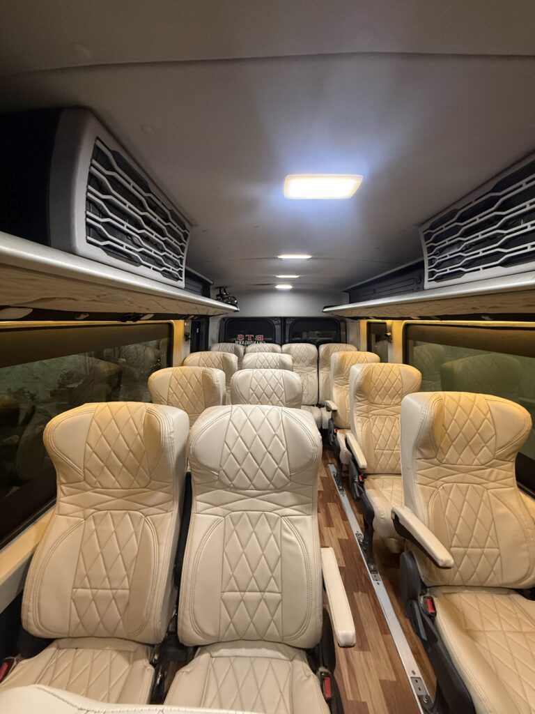 Force Urbania on Rent in Chandigarh