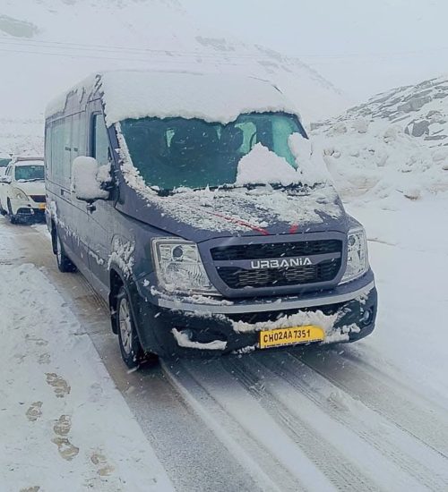 Luxury Force Urbania on rent in Chandigarh